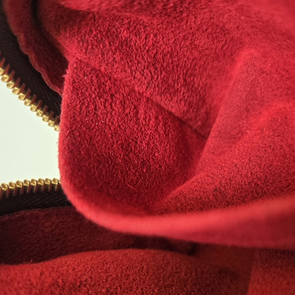 Louis Vuitton Wapity - Picture 16 of 16